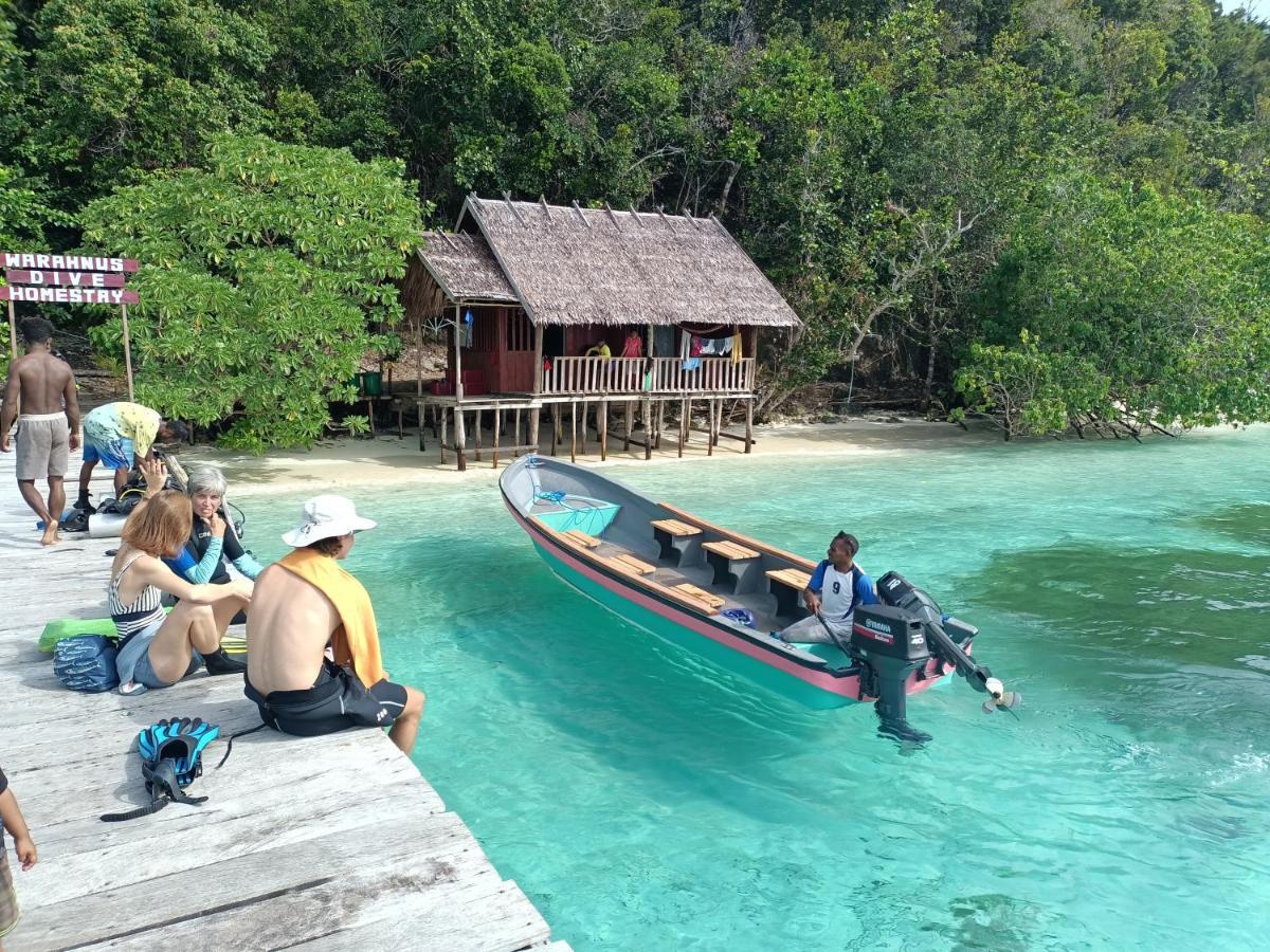 Warahnus Dive Homestay Kri Eksteriør bilde